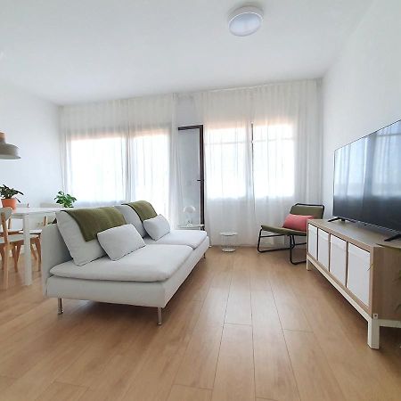 Acojedor Piso Cerca Del Metro Apartment Cornellà de Llobregat Exterior foto